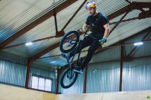 رياضة BMX ترى النور وتصبح لعبة أولمبية!