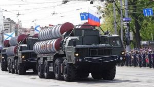 روسيا تنشر منظومة الدفاع الجوي S-400 قرب القطب الشمالي